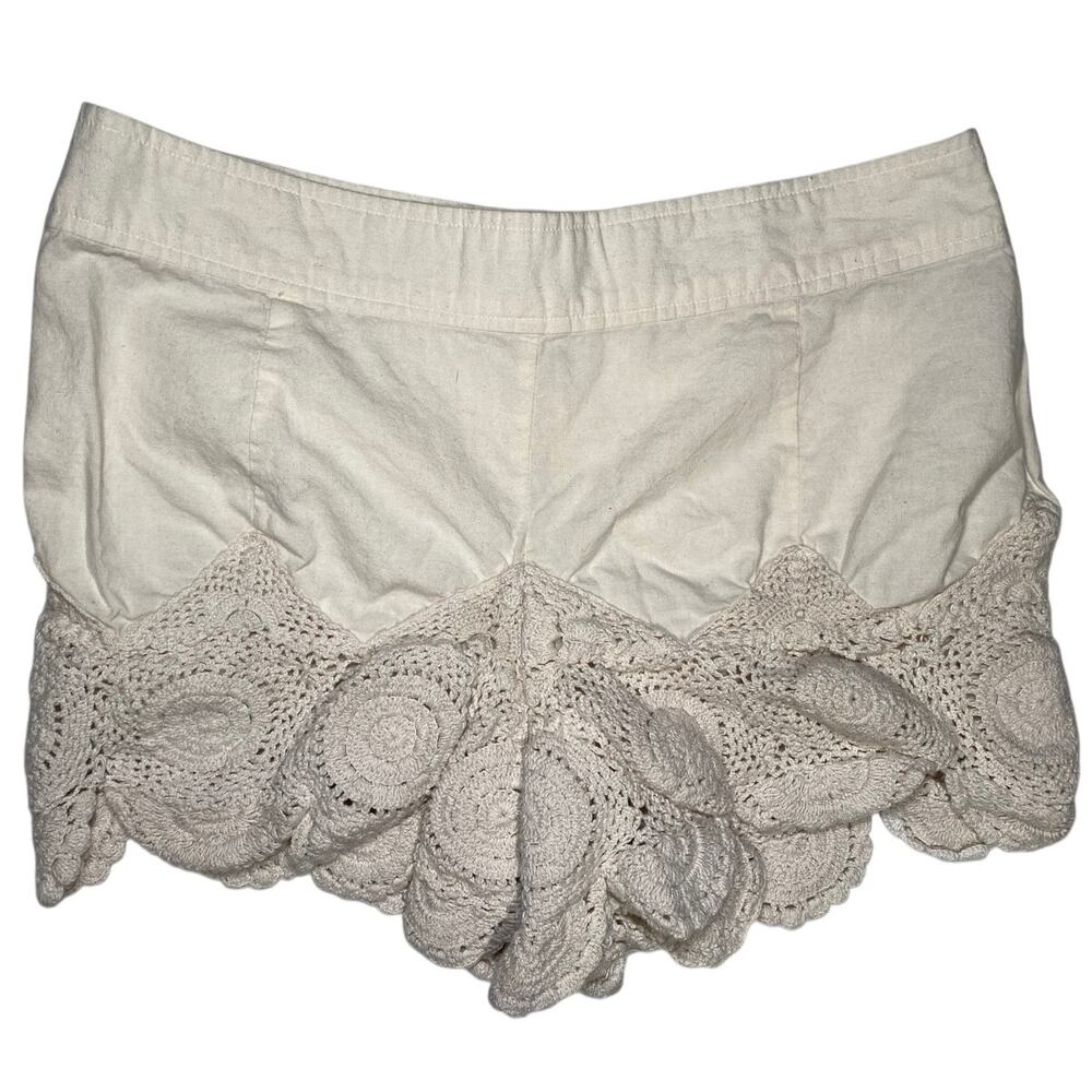 Free People - Cream Crochet Hem Shorts - Women's Size 8